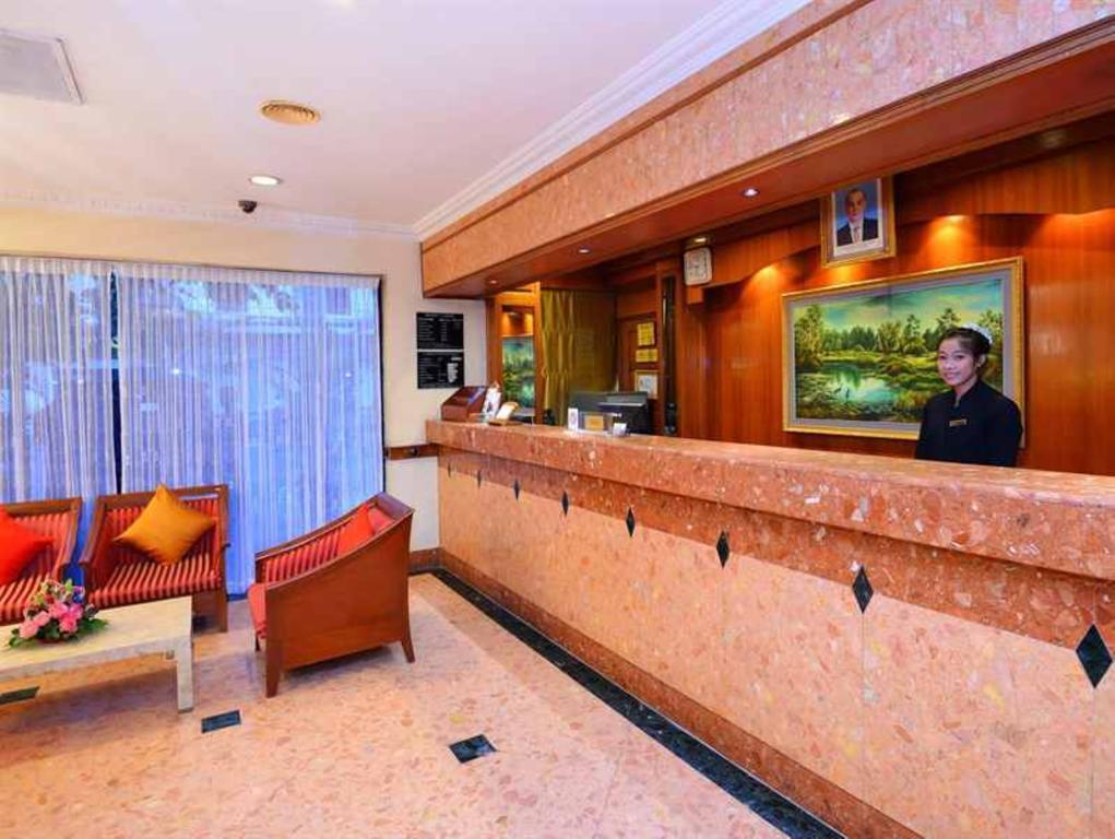 Holiday Villa Hotel City Centre Phnom Penh Extérieur photo
