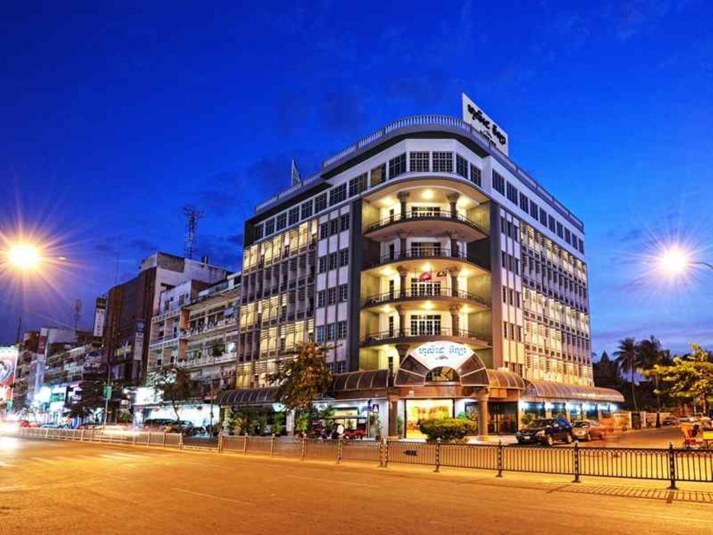 Holiday Villa Hotel City Centre Phnom Penh Extérieur photo