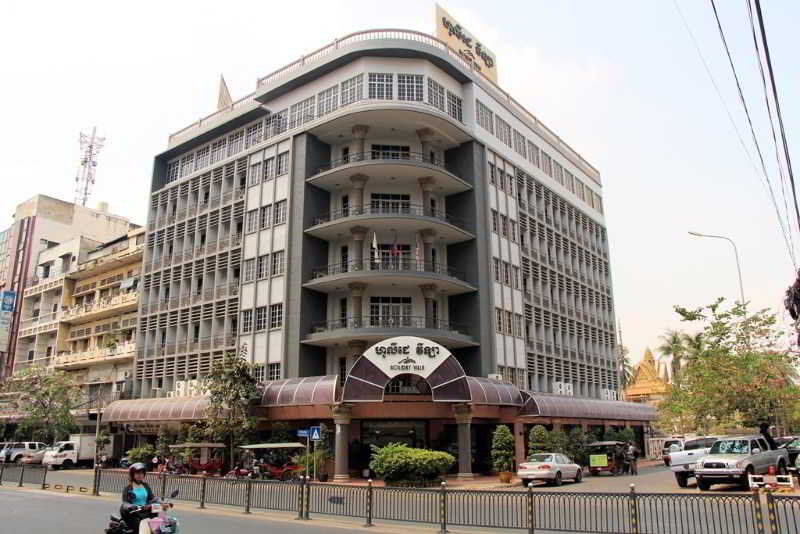 Holiday Villa Hotel City Centre Phnom Penh Extérieur photo