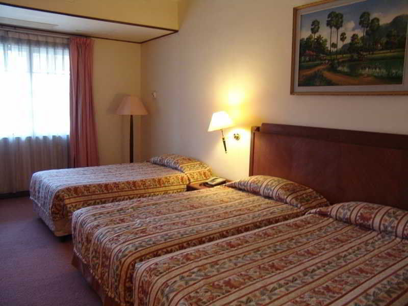 Holiday Villa Hotel City Centre Phnom Penh Extérieur photo