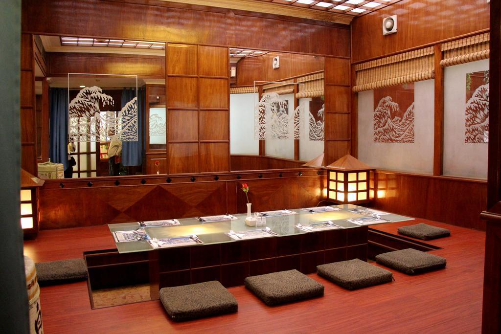 Holiday Villa Hotel City Centre Phnom Penh Extérieur photo