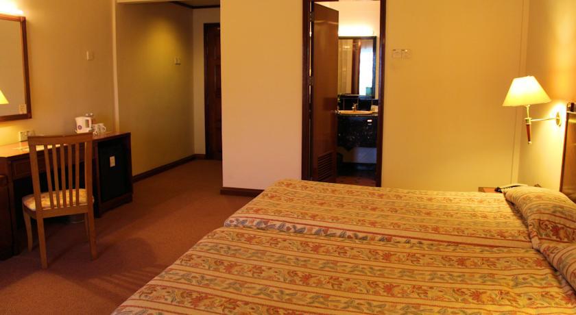 Holiday Villa Hotel City Centre Phnom Penh Extérieur photo